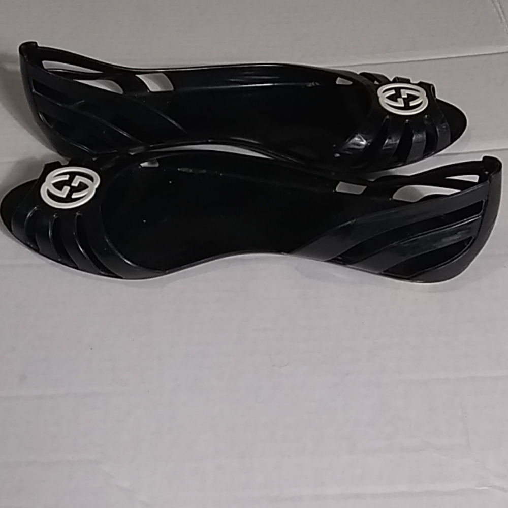 6️⃣🛑(SOLD)🛑.  GUCCI PEEP-TOE RUBBER SANDALS - Picture 7 of 8